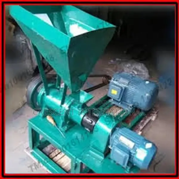 Vertical Screw Type Mixer Machine