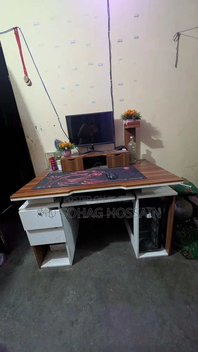 Computer Desk