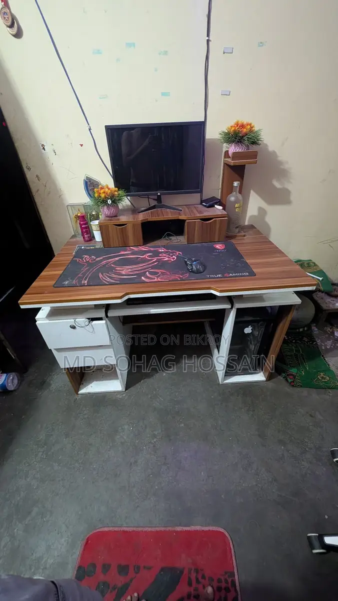 Computer Desk