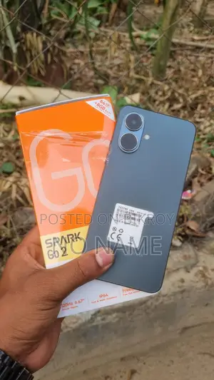 Tecno Spark GO 2 . (ব্যবহৃত)