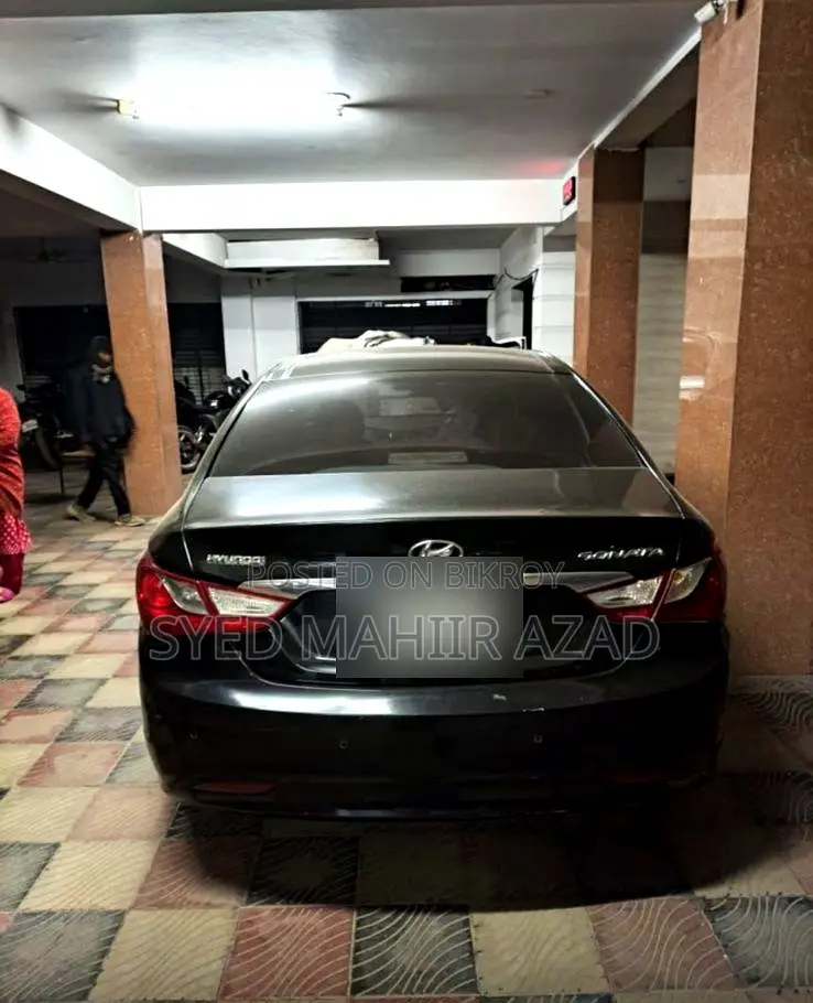Hyundai Sonata 2011