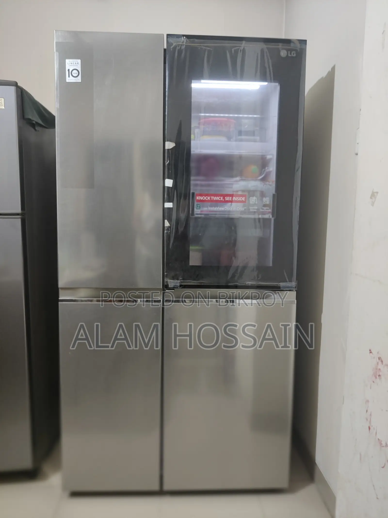 Lg Refrigerator, Almost Look Like New