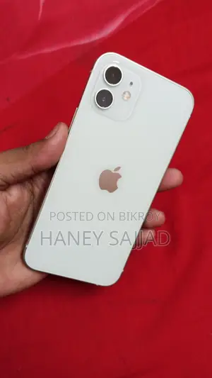 Apple iPhone 12 128gb (Used)