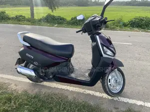 Mahindra Gusto 2018
