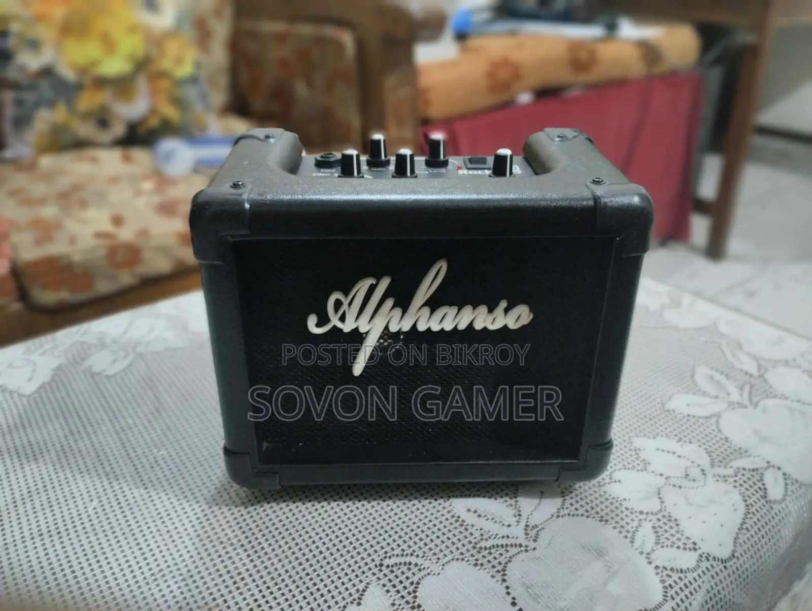 Alphanso Rock 10 Guitar Amplifier/speaker