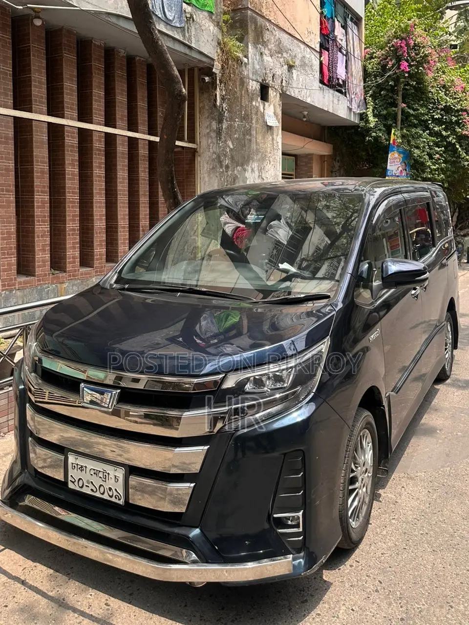 Toyota Noah good 2018