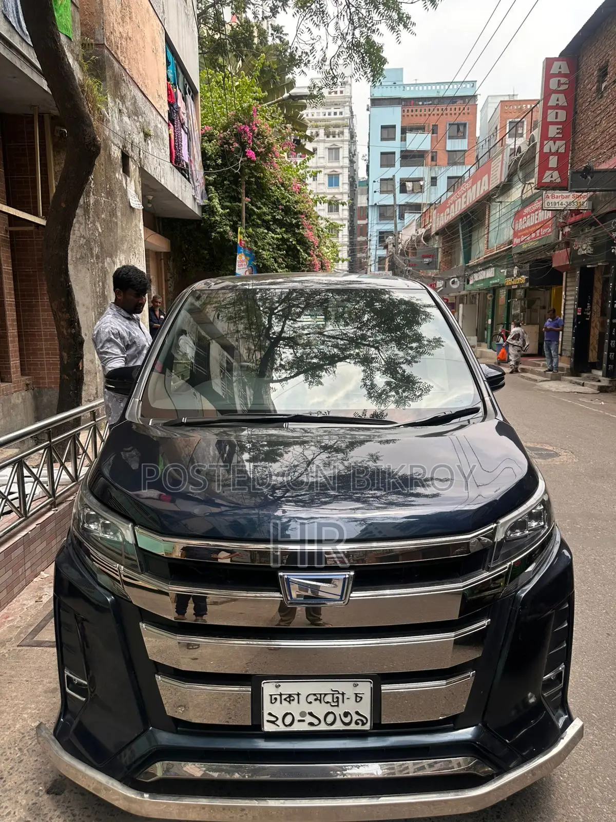 Toyota Noah good 2018