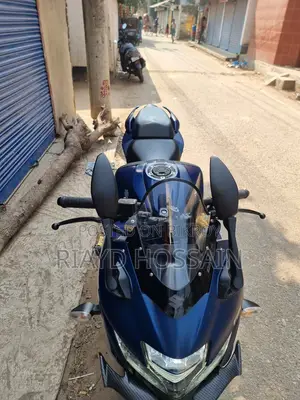 Suzuki Gixxer SF 2025