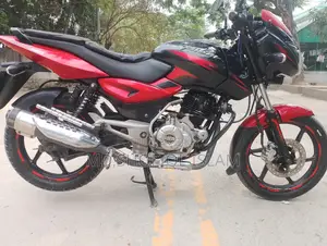 Bajaj Pulsar 150 2017
