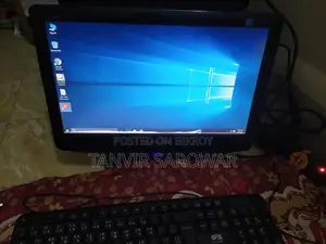 ১৭ ইঞ্চি স্যামসাং মনিটর