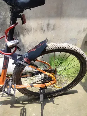 Avon XT26 Bicycle