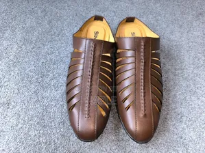100% Genuine Leather Slip on Style