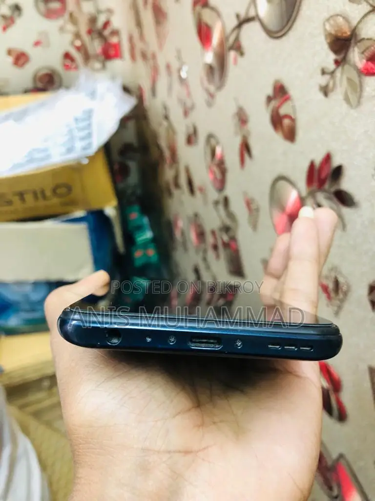 ভিভো ওয়াই৩০ (ব্যবহৃত)
