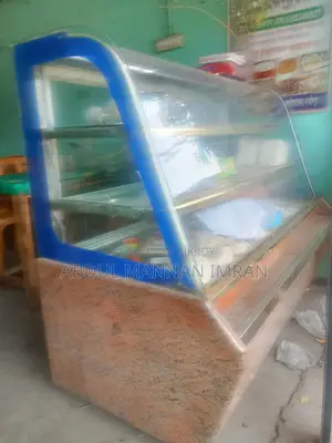 মিষ্টির শোকেস