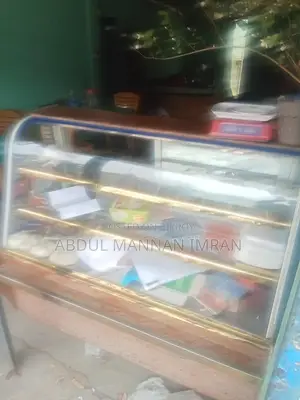 মিষ্টির শোকেস