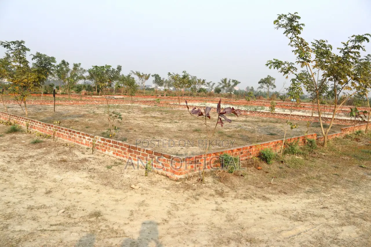আজই আপনার পছন্দের প্লট কিনুন,এখনি বাড়ি র্নিমান করুন।।