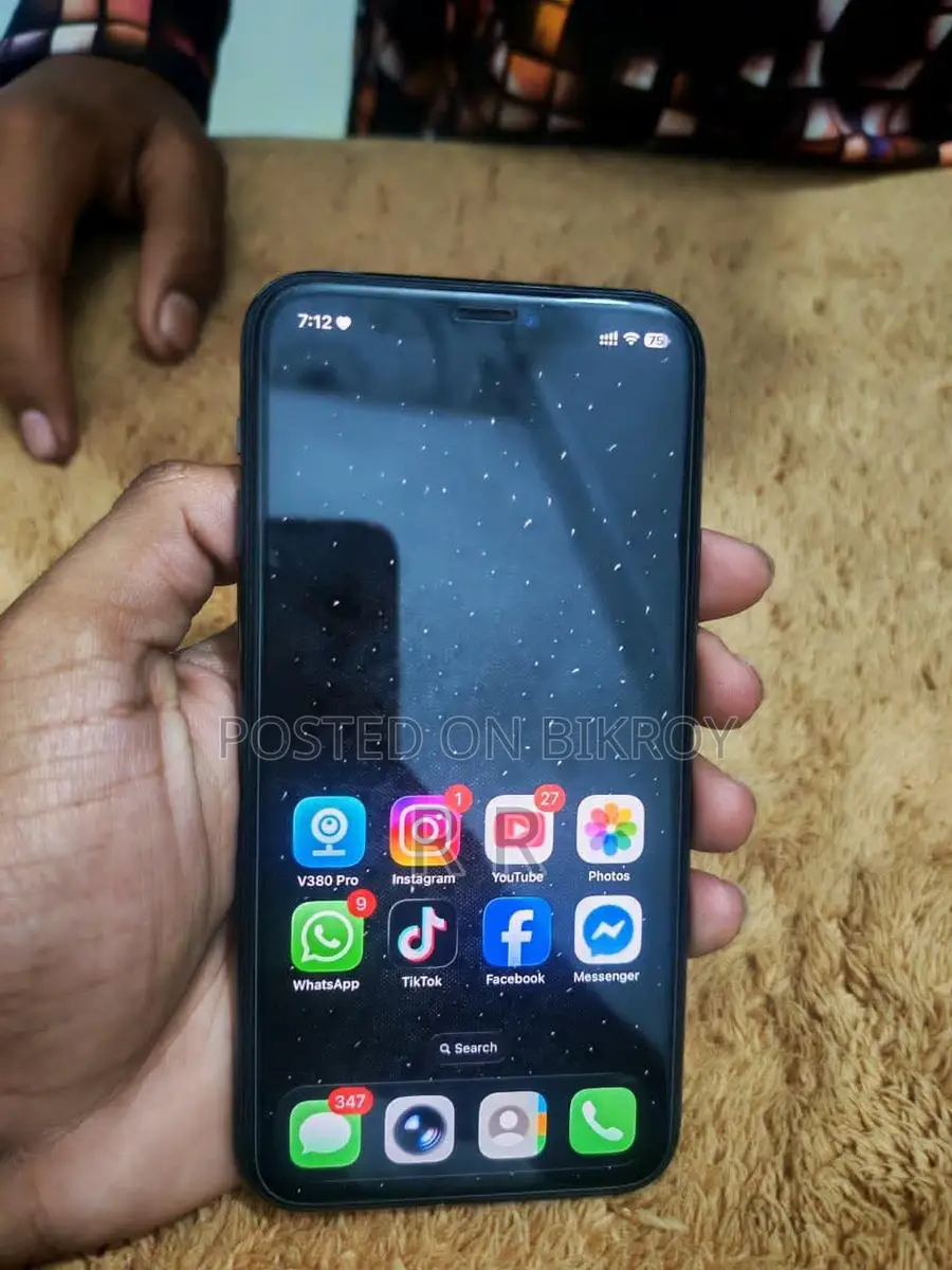 Apple iPhone 11 Pro . (Used)