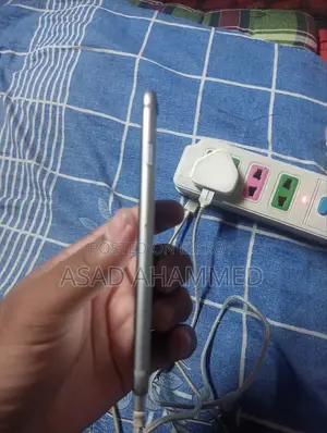 Apple iPhone 6S .. (Used)