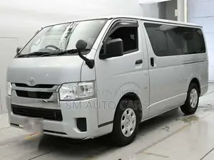 Toyota Hiace GL Silver 4 Point 2021