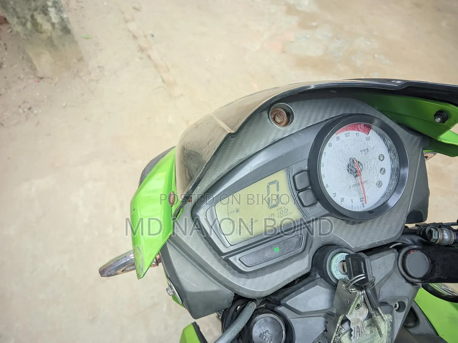 TVS Apache RTR 2014