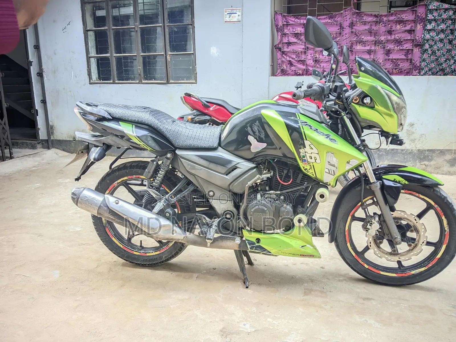 TVS Apache RTR 2014