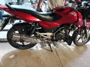 Bajaj Pulsar 150 2011