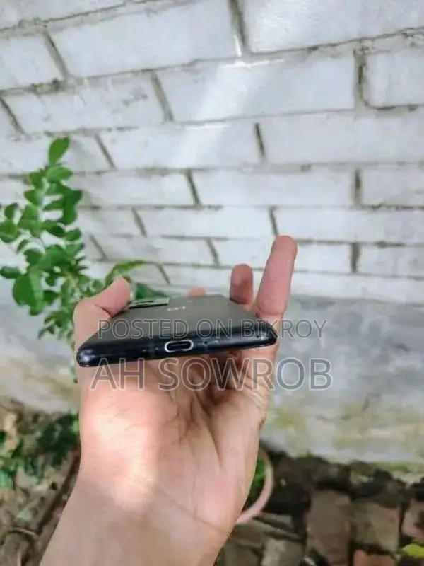 OnePlus 9RT used (Used)