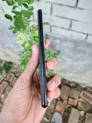 OnePlus 9RT used (Used)