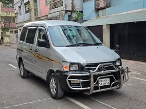 Toyota Noah KR42 5Door Dx 2006