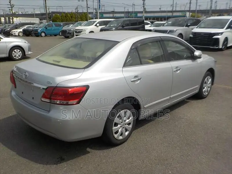 Toyota Premio FL Pkg Silver 2021