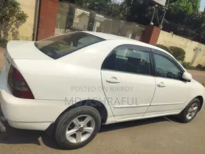 Toyota Corolla 2004 White