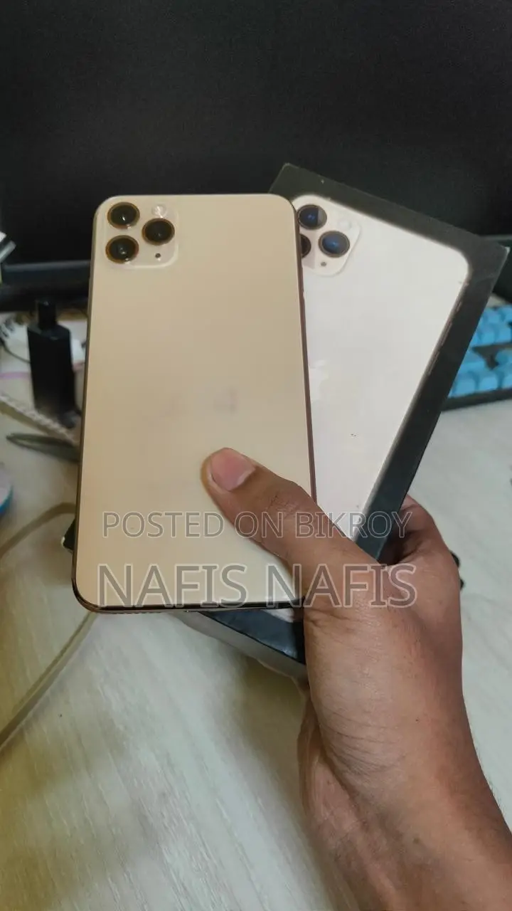 Apple iPhone 11 Pro Max IOS (Used)