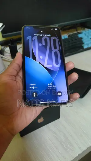 Apple iPhone 11 Pro Max IOS (Used)