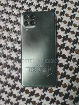Samsung Galaxy M33 8/128 gb 5g (Used)
