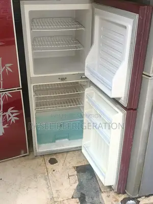 10 cubic feet LG refrigerator for sale, running condition. 15-day replacement warranty.