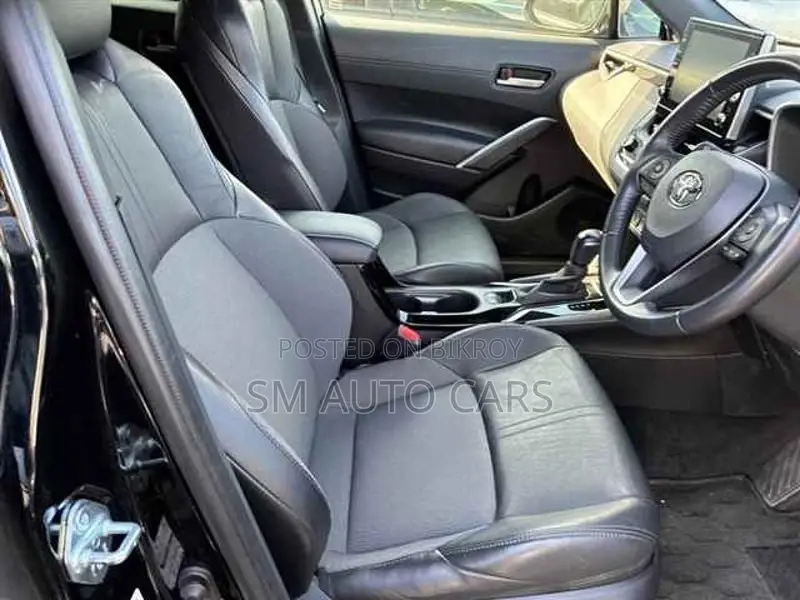 Toyota Corolla Cross Z Black Hardtop 2022
