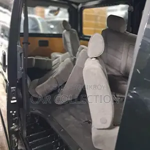 Toyota HiAce 2021 Off White