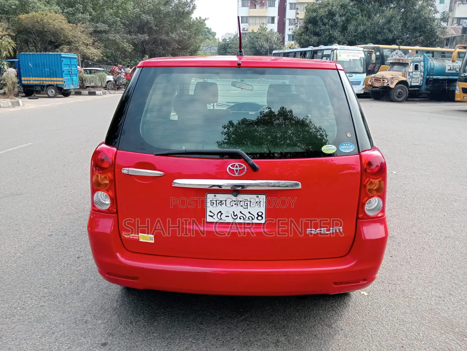 Toyota Raum 2006