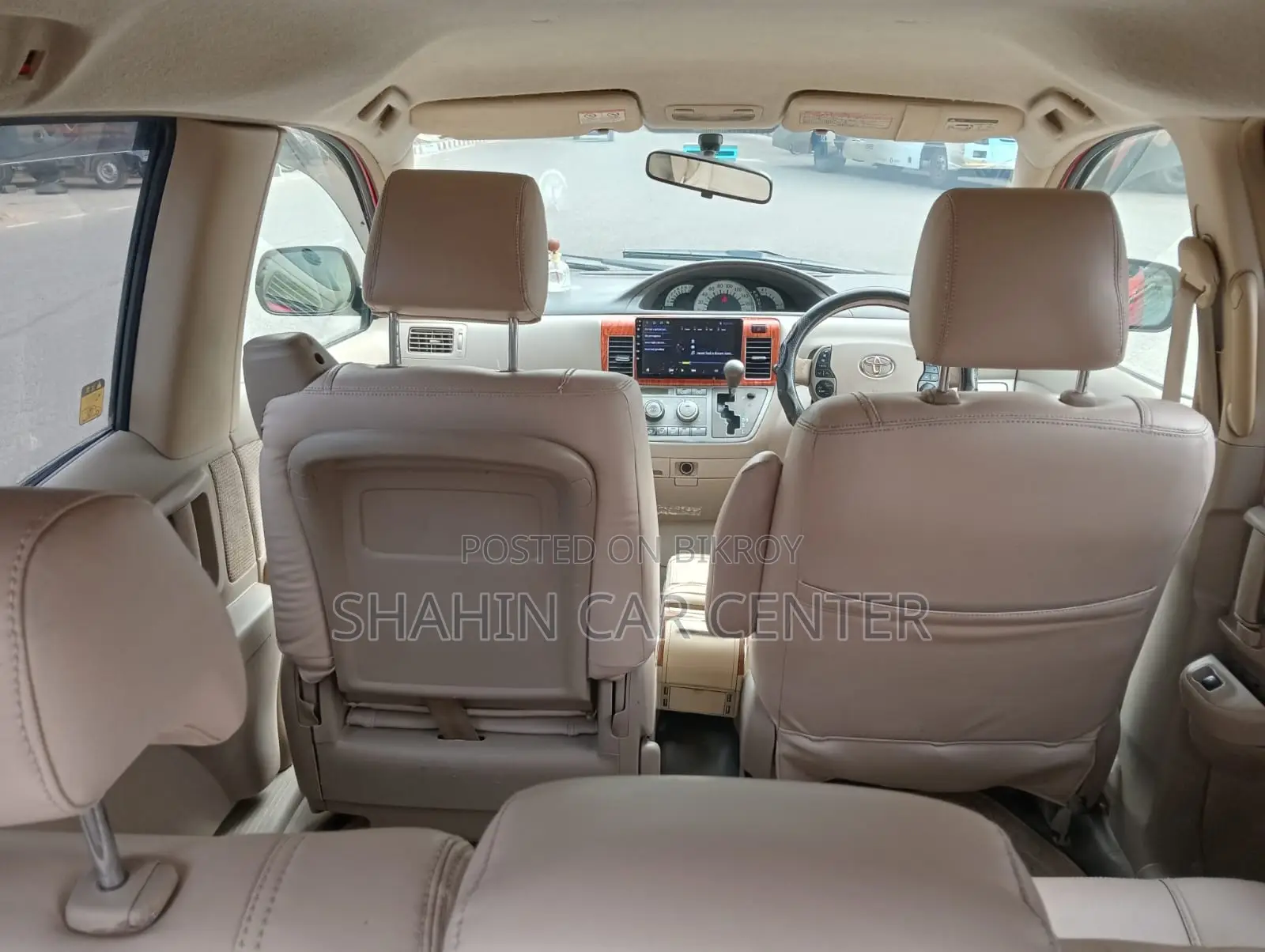 Toyota Raum 2006