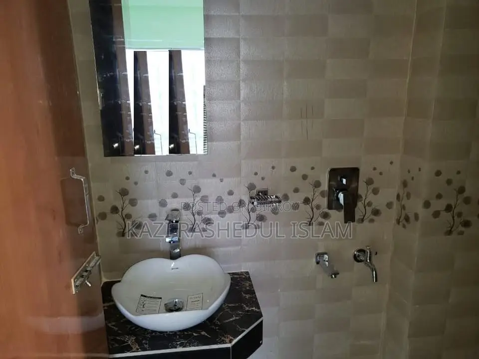 3bdrm Apartment in Near Siddhirganj, Narayanganj Sadar for Sale