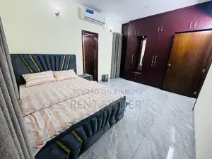 নতুন বিল্ডিংয়ে বিলাসবহুল অ্যাপার্টমেন্ট