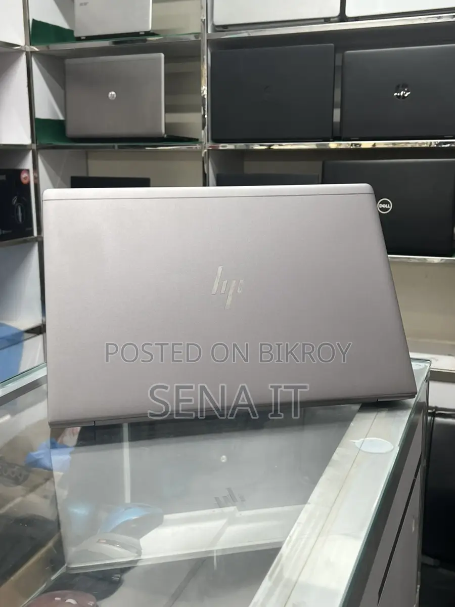 Hp Zbook 15u G5 i7 8th Genaration 8/256GB ssd