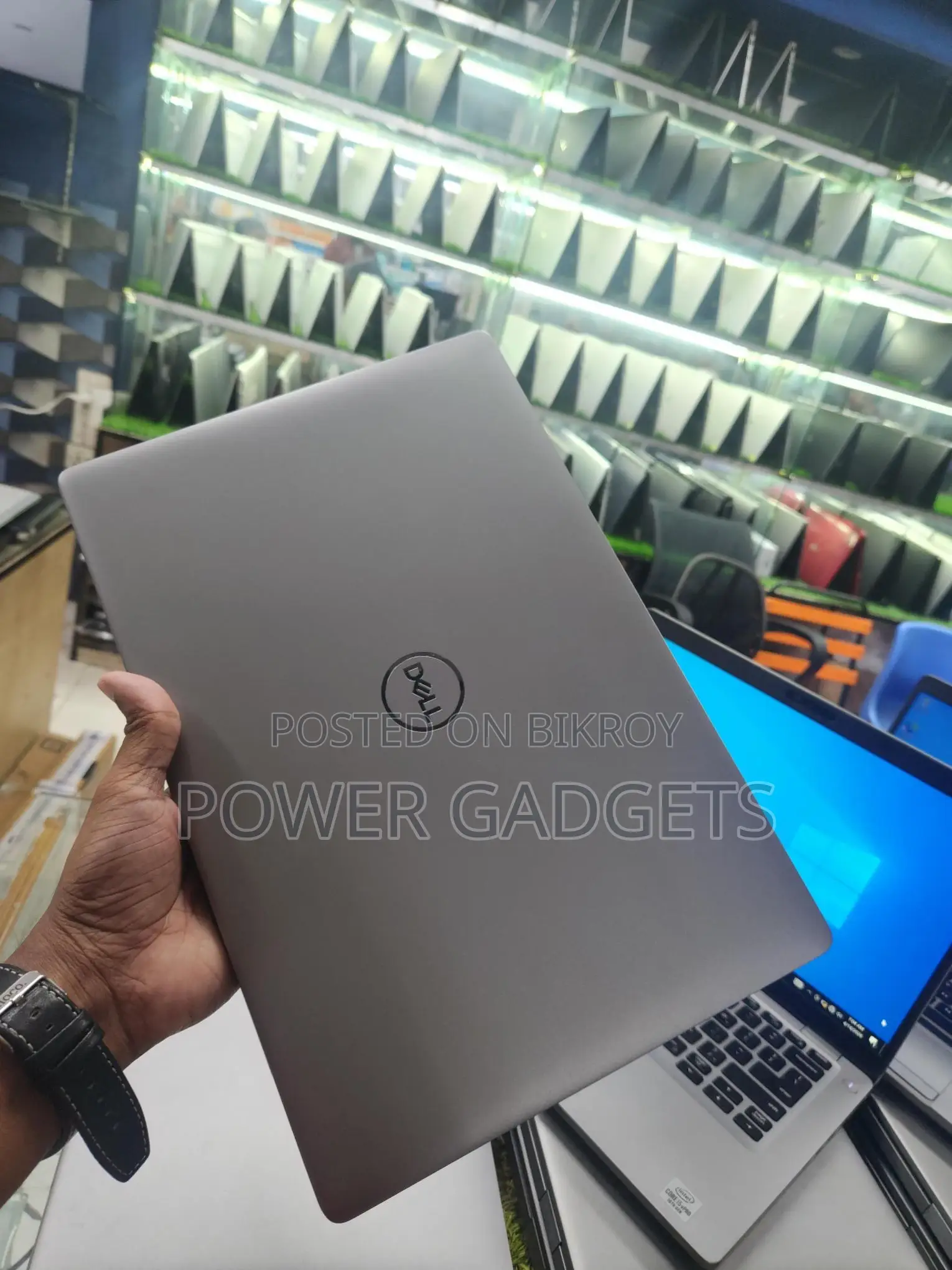 Dell latitude core i5 10th Generation wuth Bag