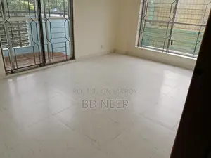 Pretty looking 4 Bed room apt rent in Gulshan