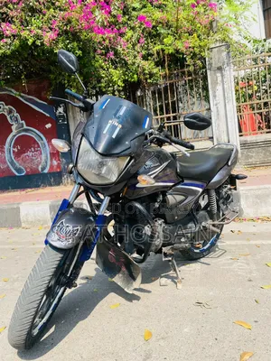 Honda CB 2016 Gray