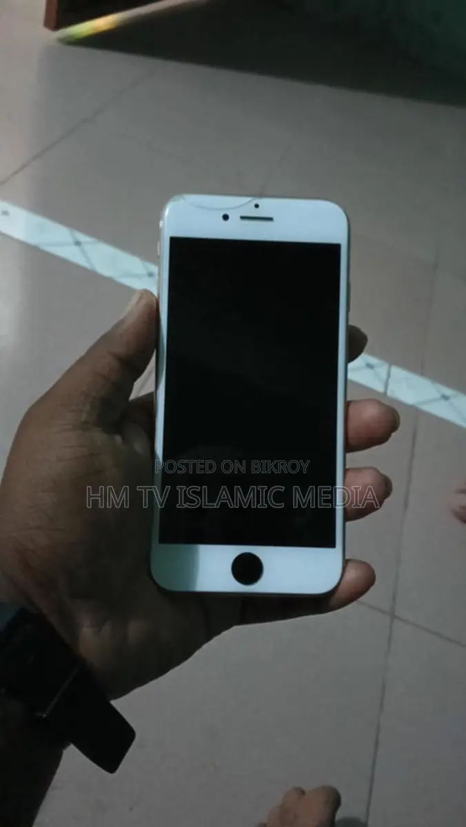 Apple iPhone 7 128 Gb (Used)