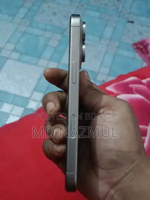 Apple iPhone 16 Pro (Used)