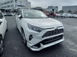 Toyota RAV4 G-Z Pearl 4.5 Point 2022