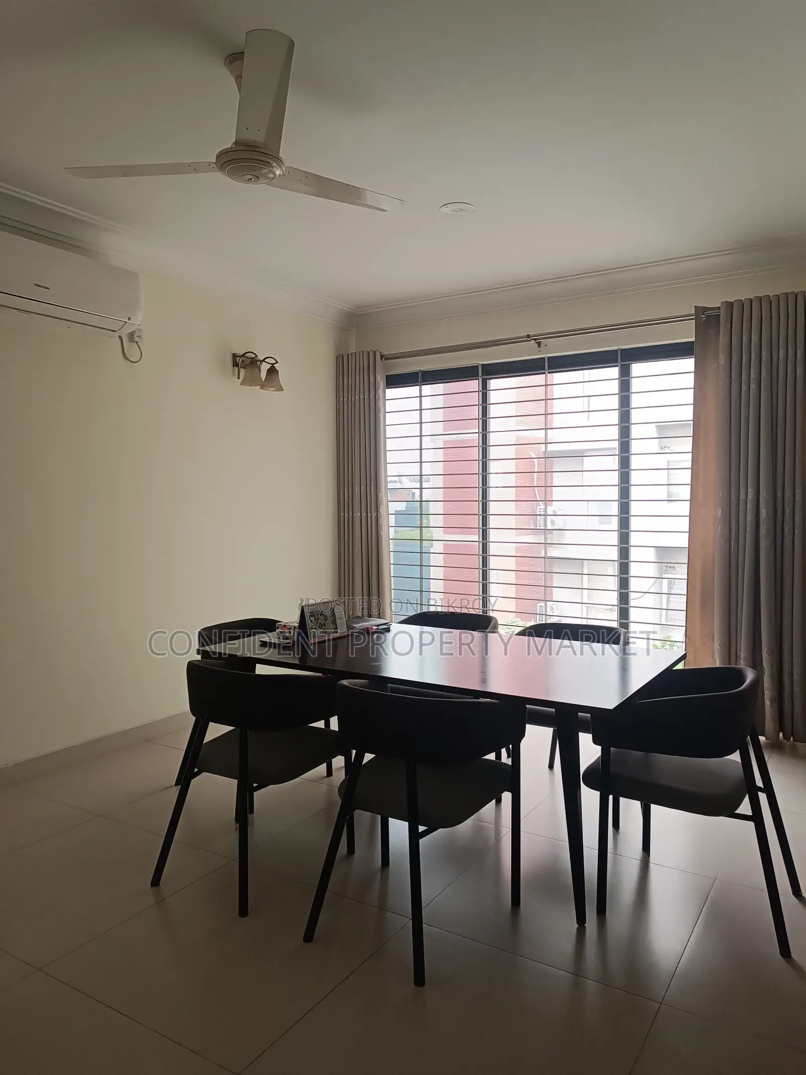 Exclusive Flat Rent In Baridhara