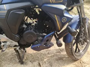 Yamaha FZs V2 অনটেস্ট বিক্রি/বদল ২০২২